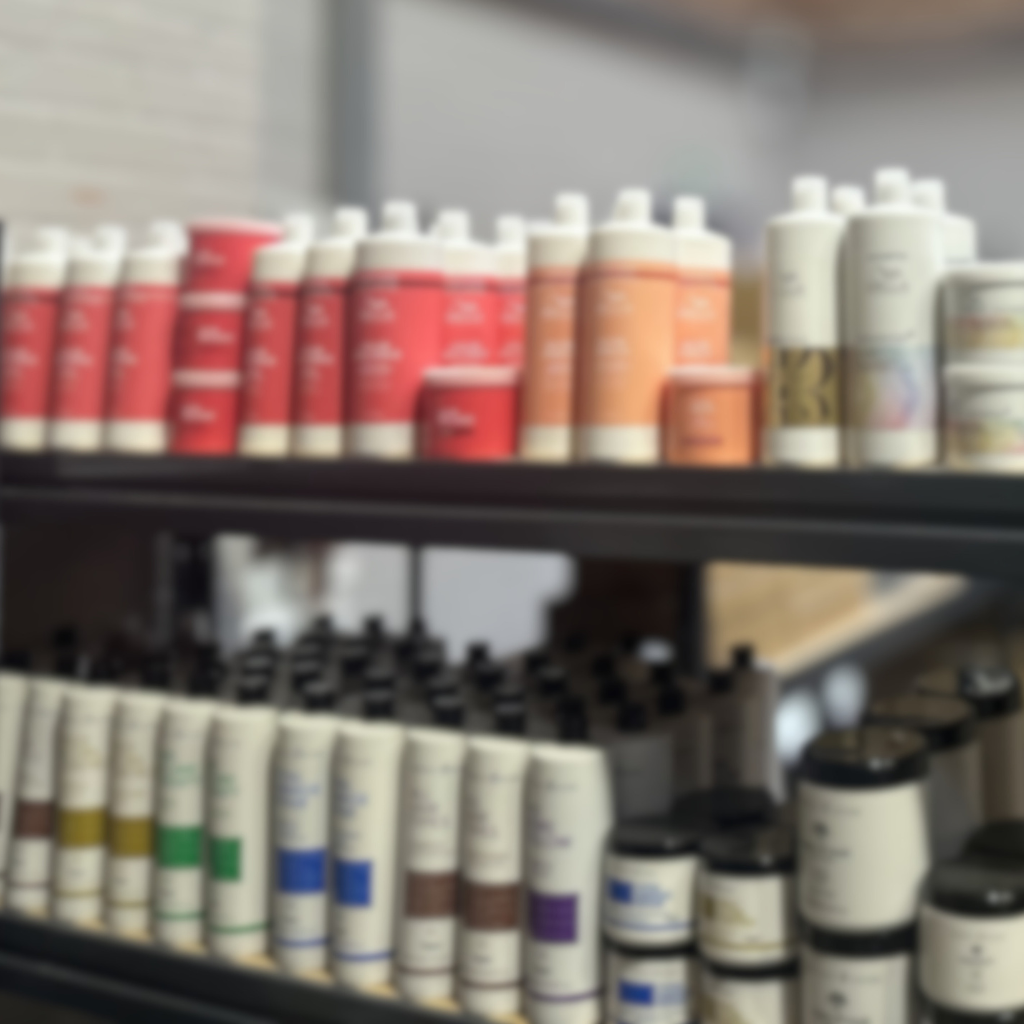 Wella Perfect Shine Shampoo Blurred Shelf